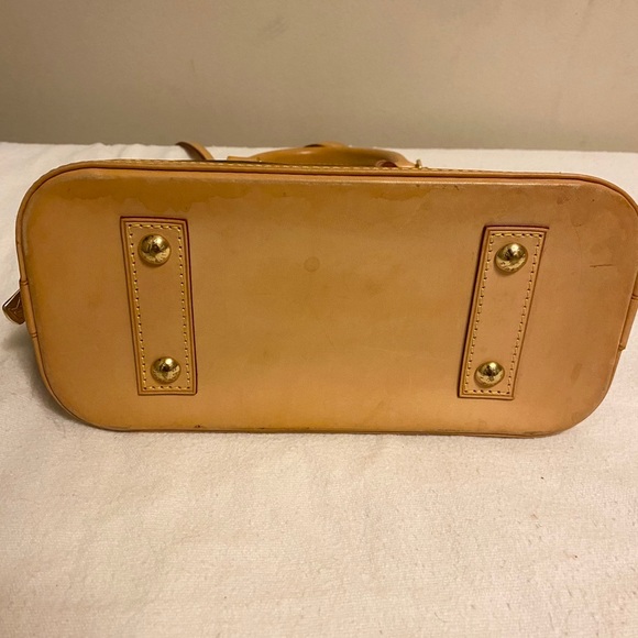 ❌SOLD❌Louis Vuitton: Alma BB Monogram - Picture 15 of 16